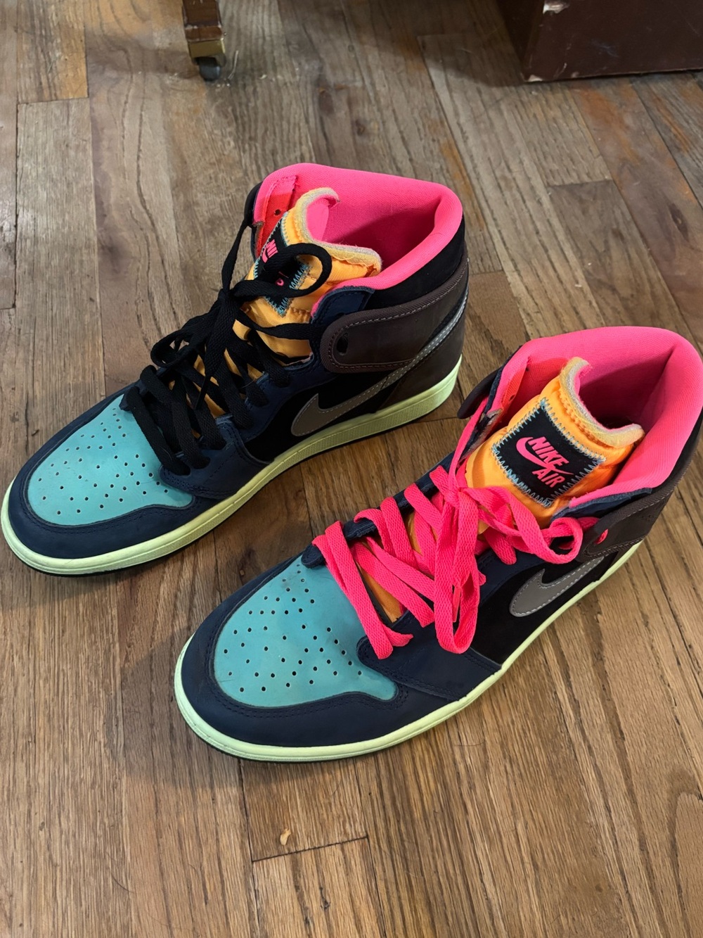 Nike High-Top Sneakers in Teal, Pink, and Black